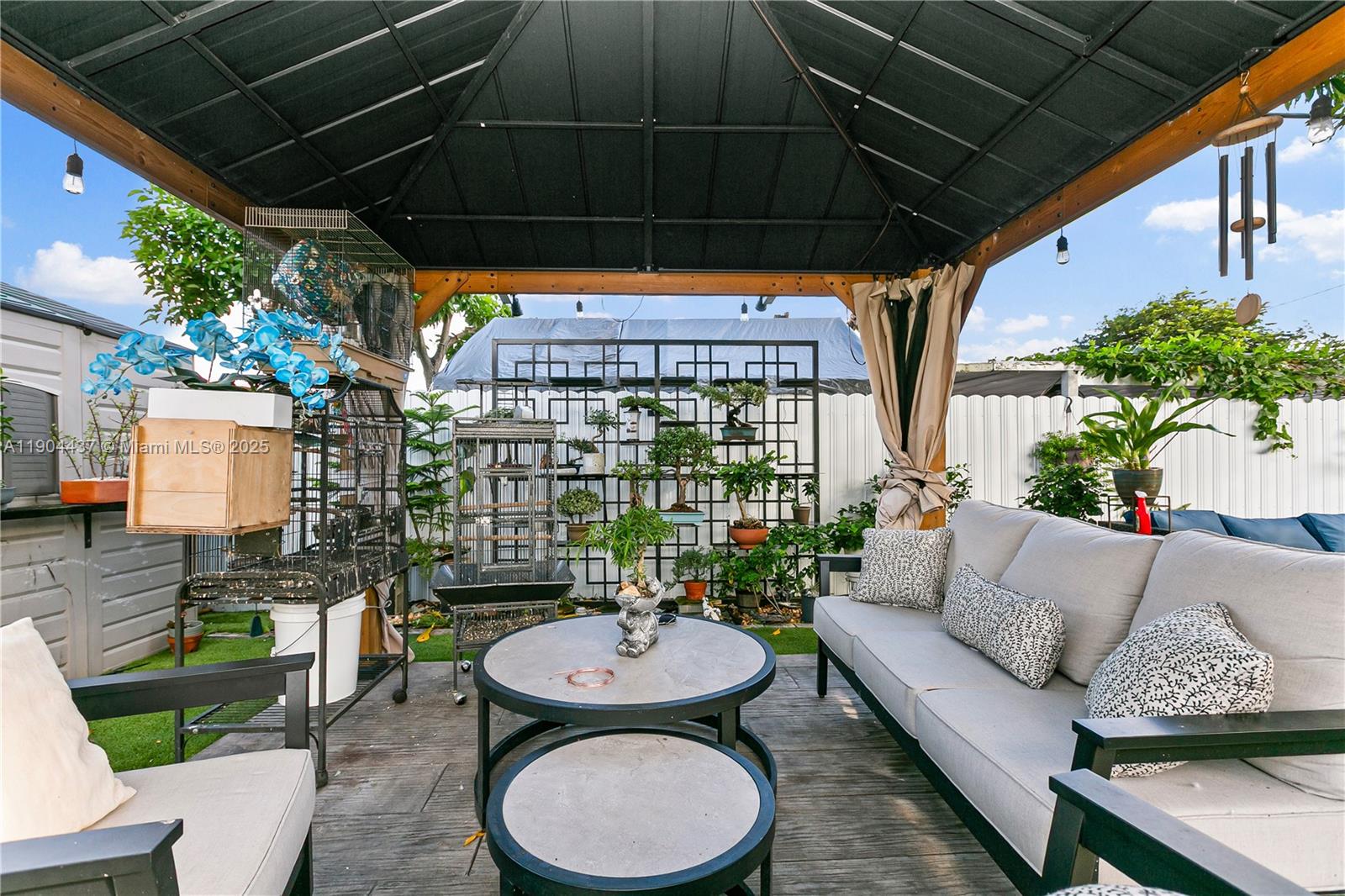 MYRTLE GROVE 1ST ADDN - Residential