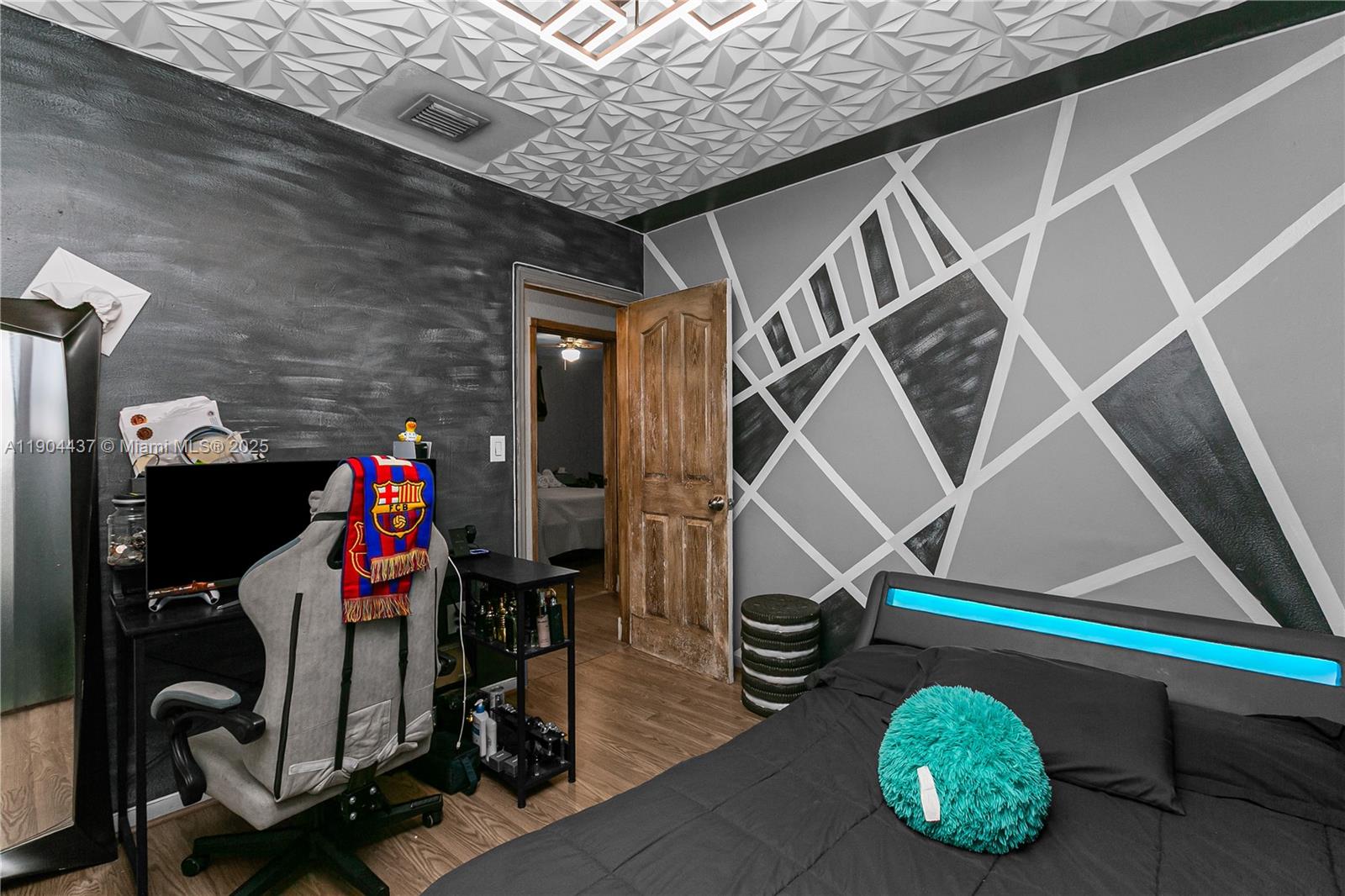 MYRTLE GROVE 1ST ADDN - Residential