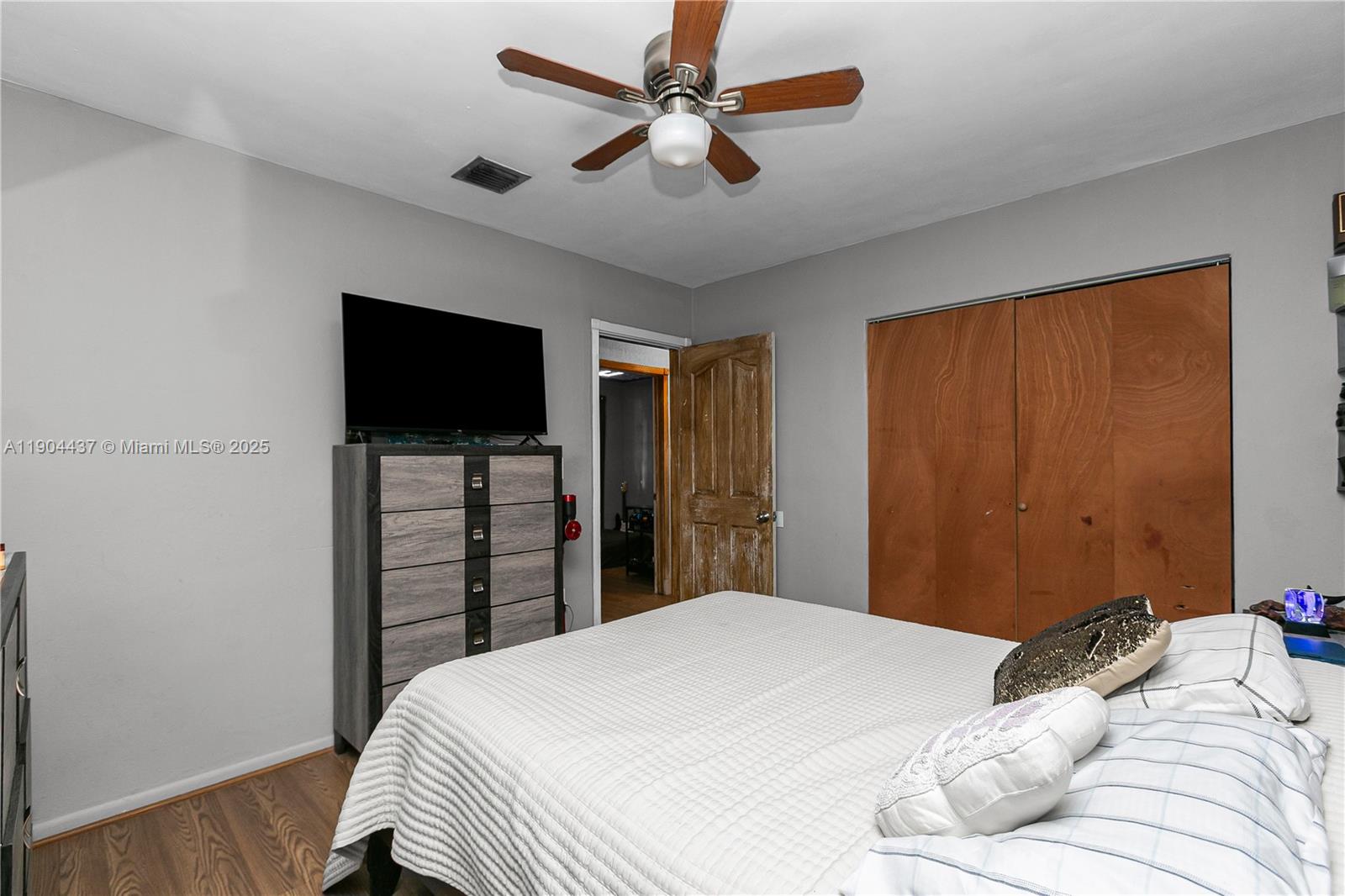 MYRTLE GROVE 1ST ADDN - Residential