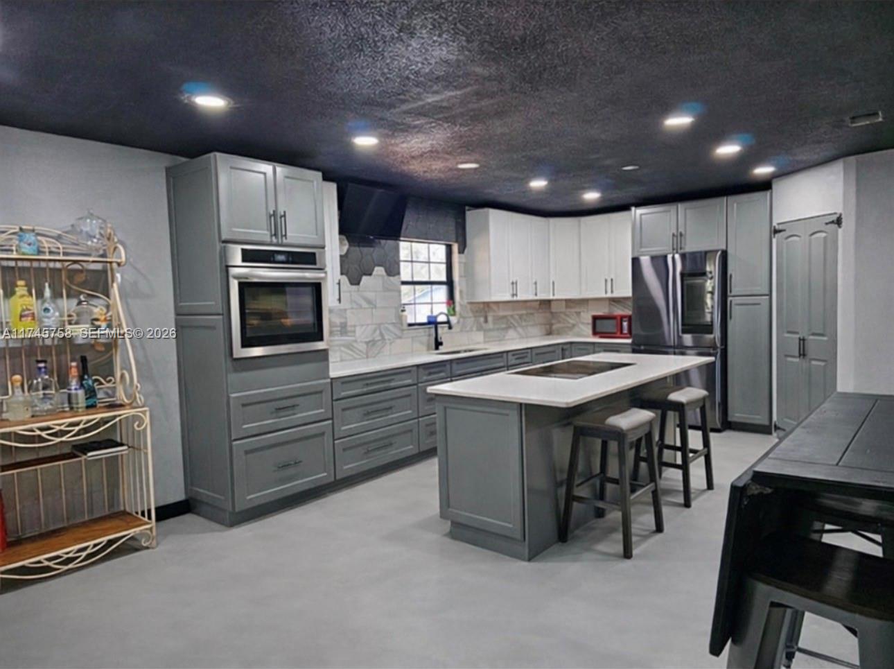 MEADOW WOOD - Residential