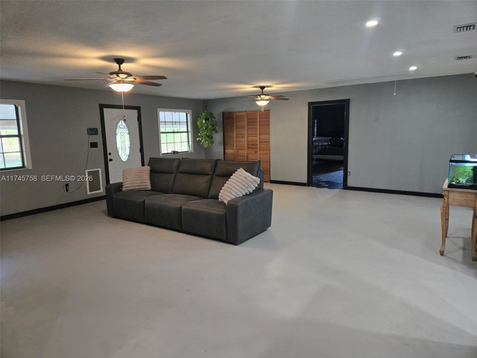 MEADOW WOOD - Residential