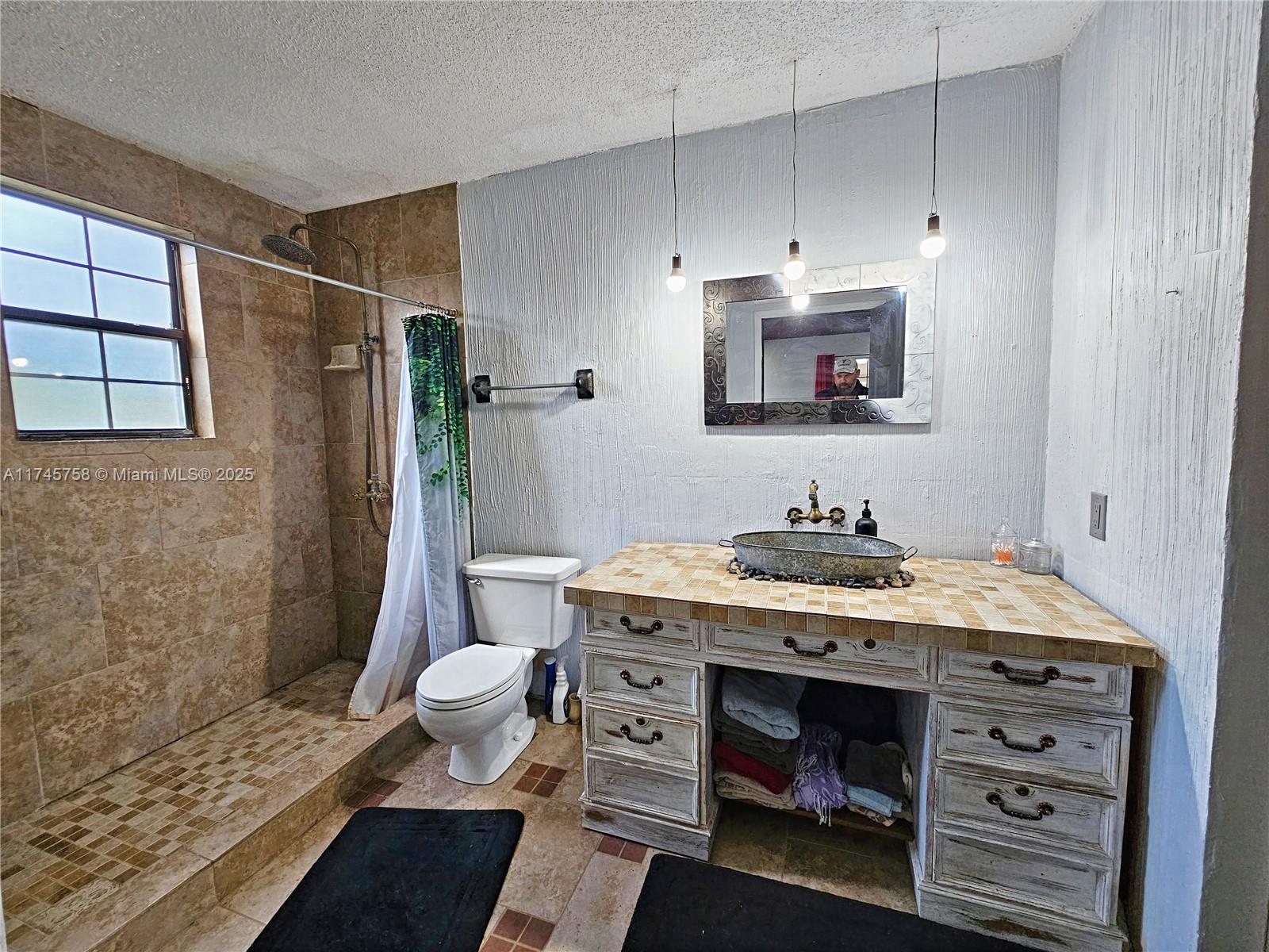 MEADOW WOOD - Residential