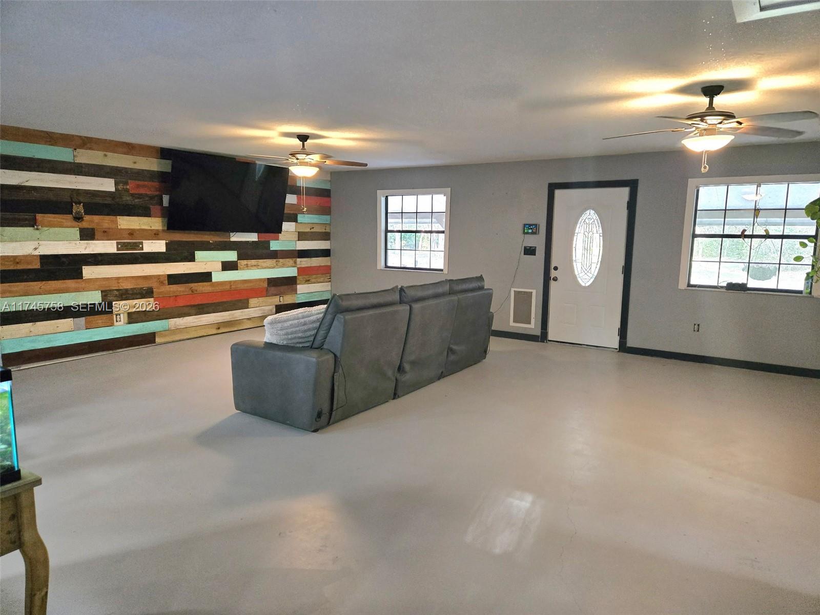MEADOW WOOD - Residential