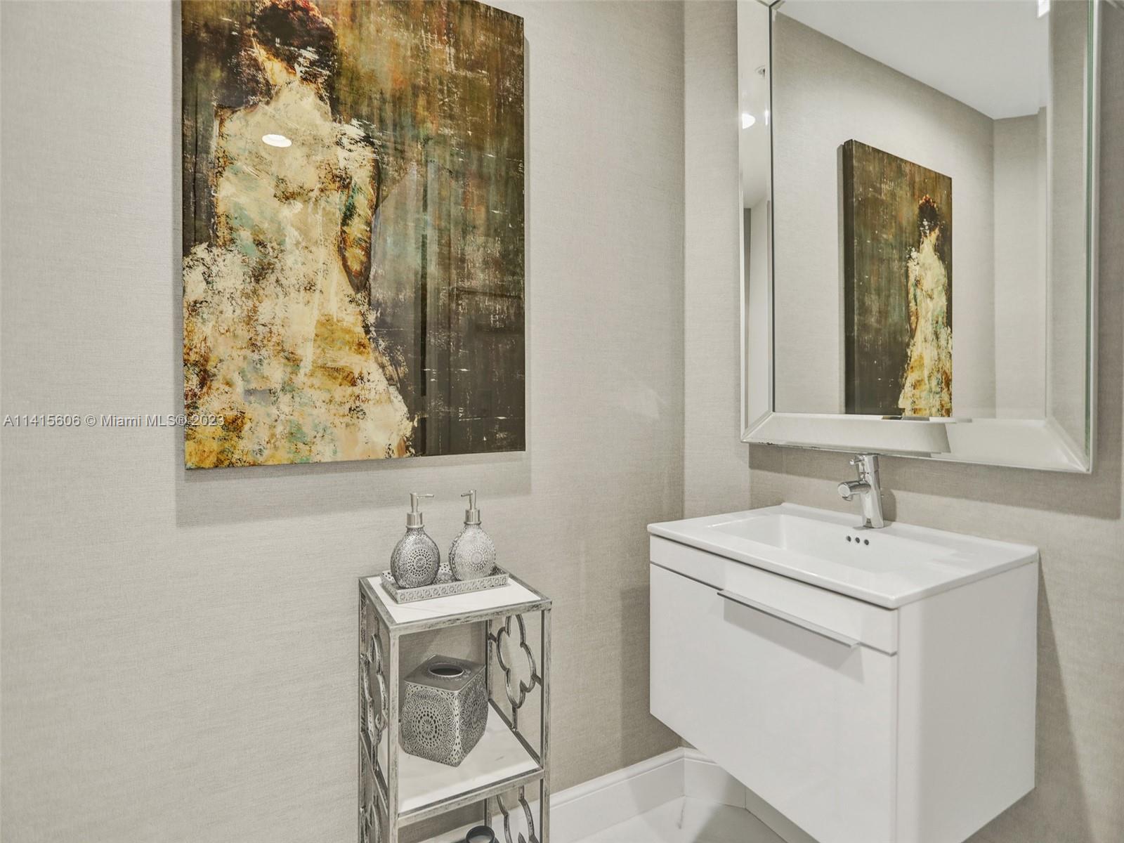 MARINA PALMS RESIDENCES S - Residential