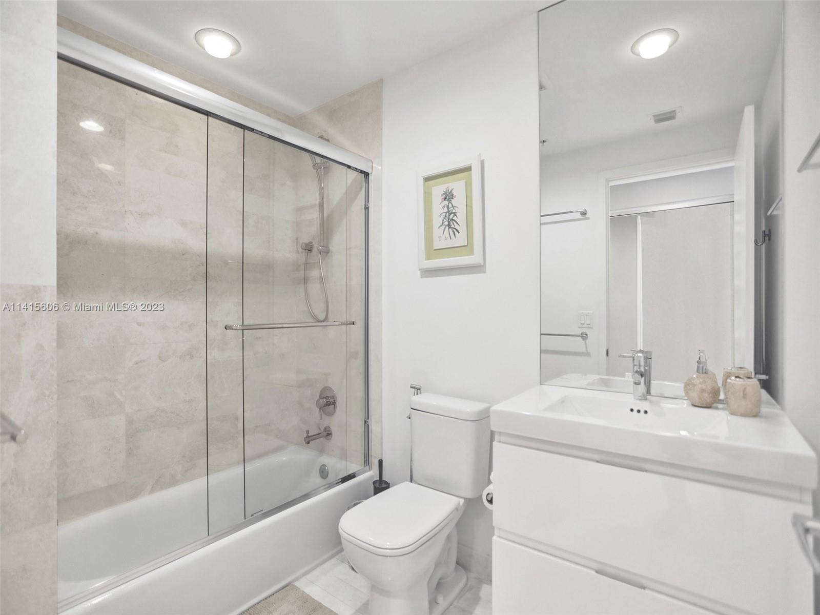 MARINA PALMS RESIDENCES S - Residential