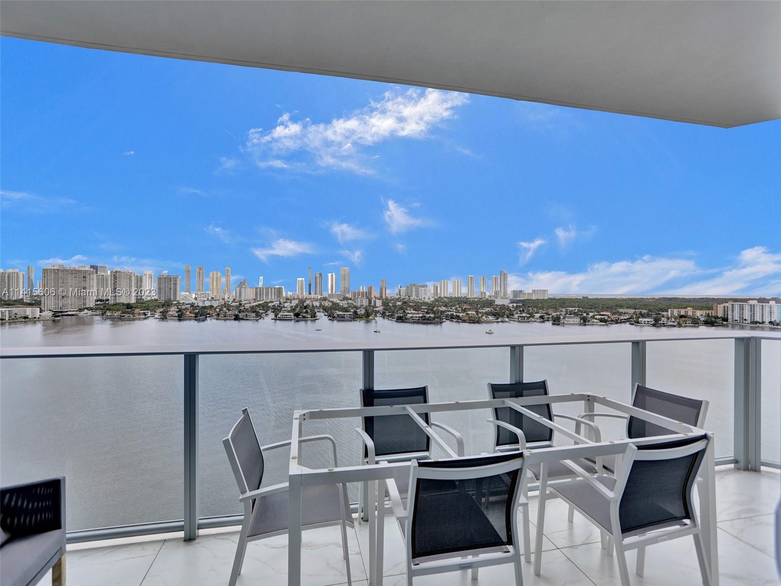 MARINA PALMS RESIDENCES S - Residential