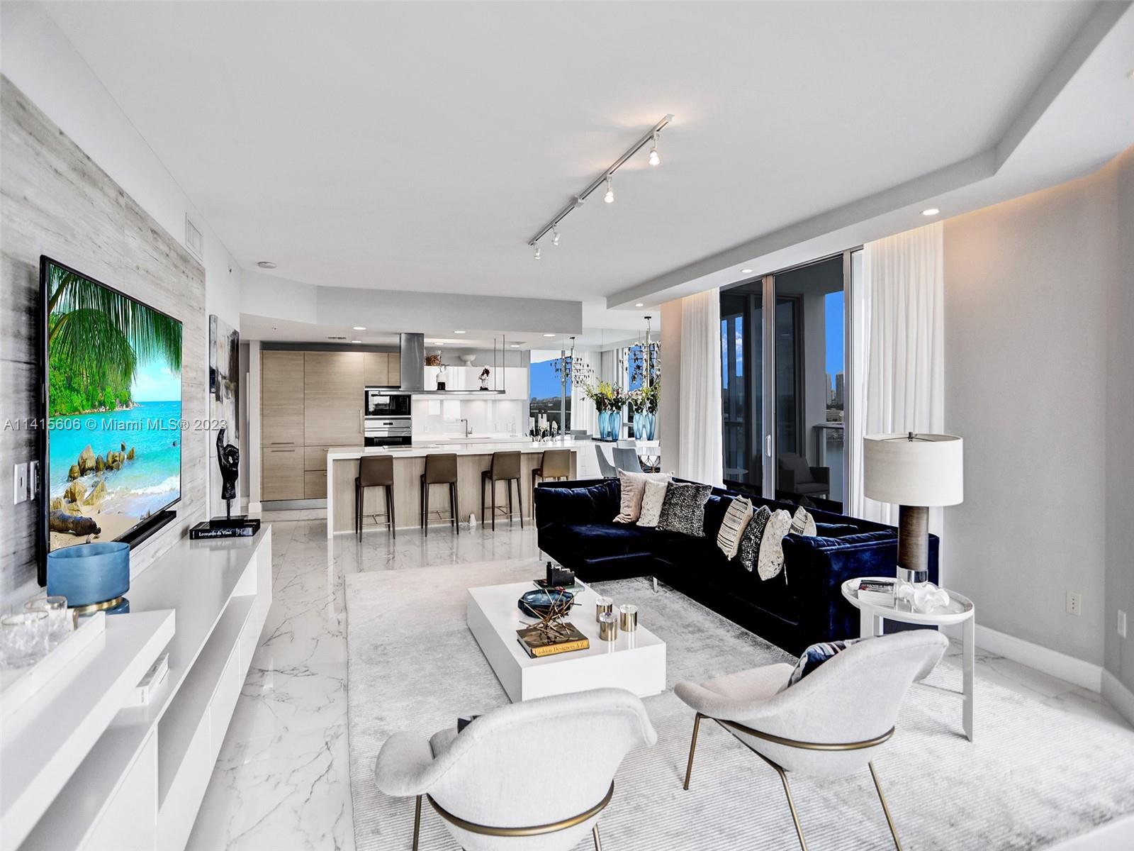 MARINA PALMS RESIDENCES S - Residential