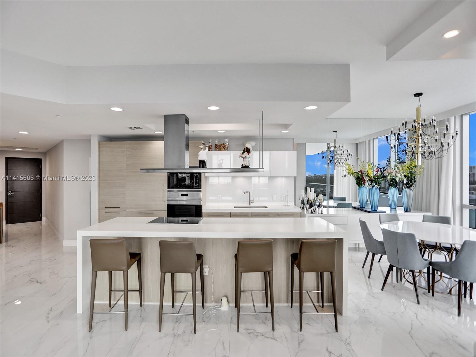 MARINA PALMS RESIDENCES S - Residential