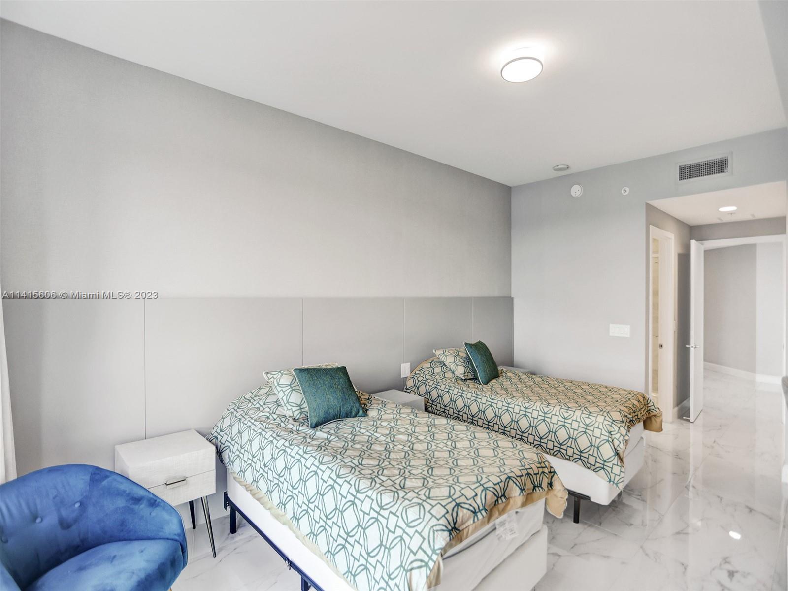 MARINA PALMS RESIDENCES S - Residential