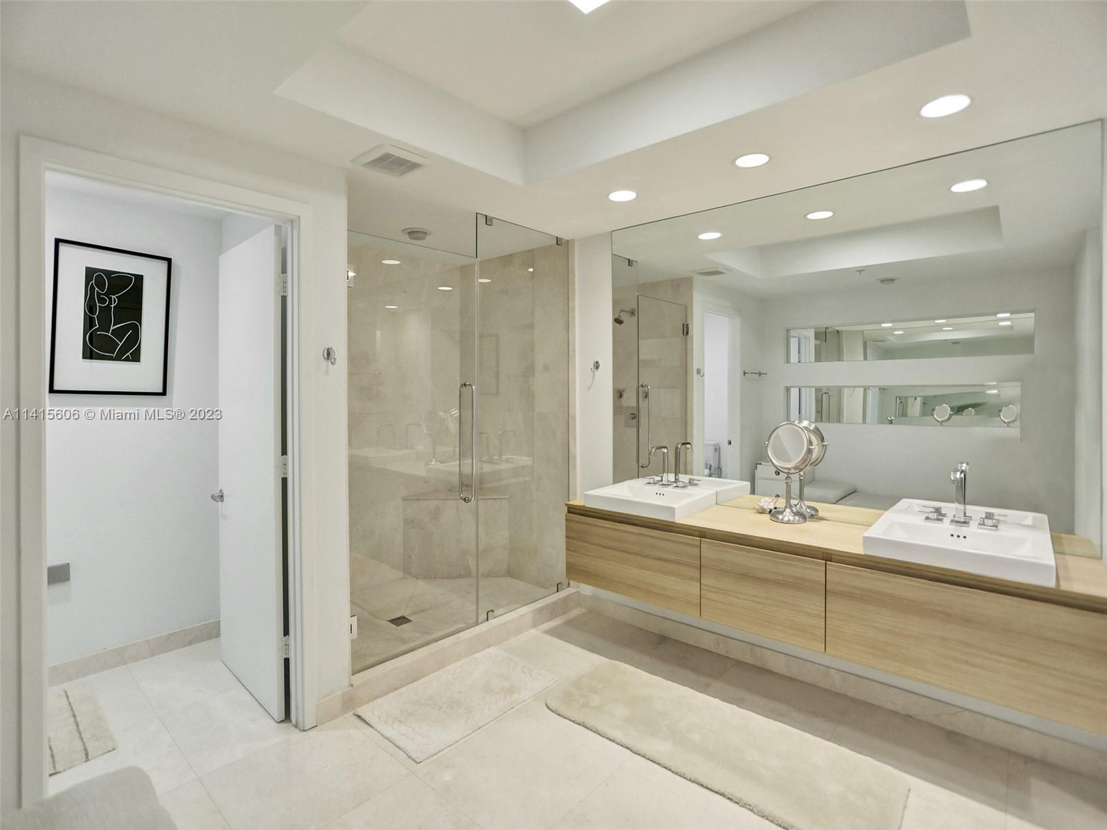 MARINA PALMS RESIDENCES S - Residential