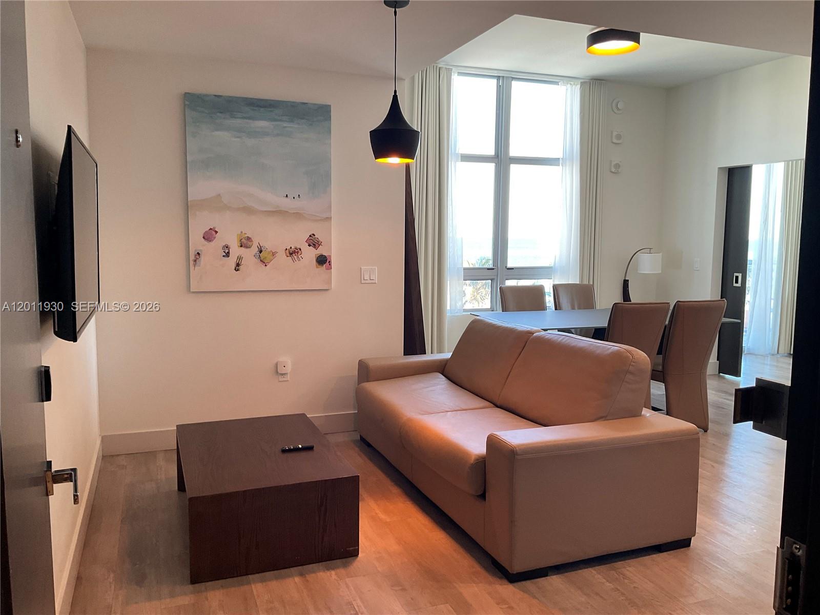COSTA HOLLYWOOD CONDO - Residential