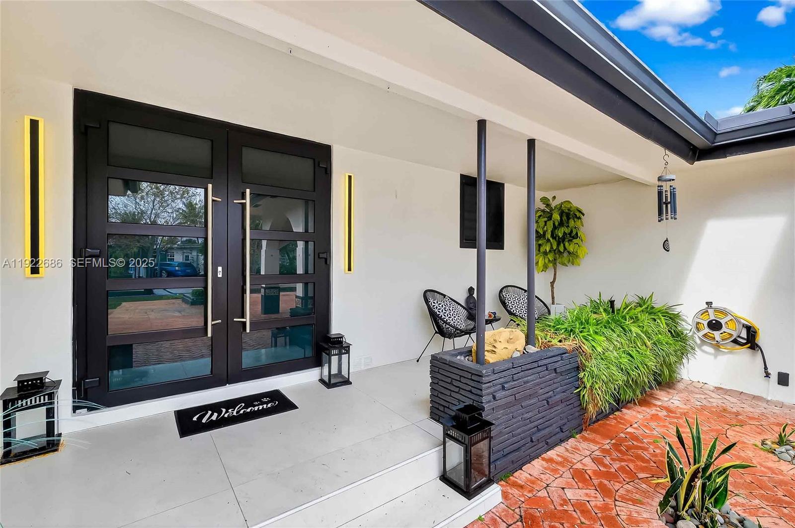 BISCAYNE POINT - Residential