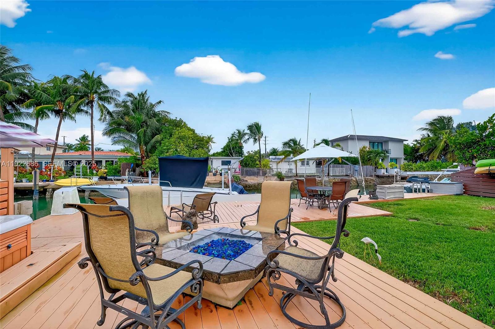 BISCAYNE POINT - Residential