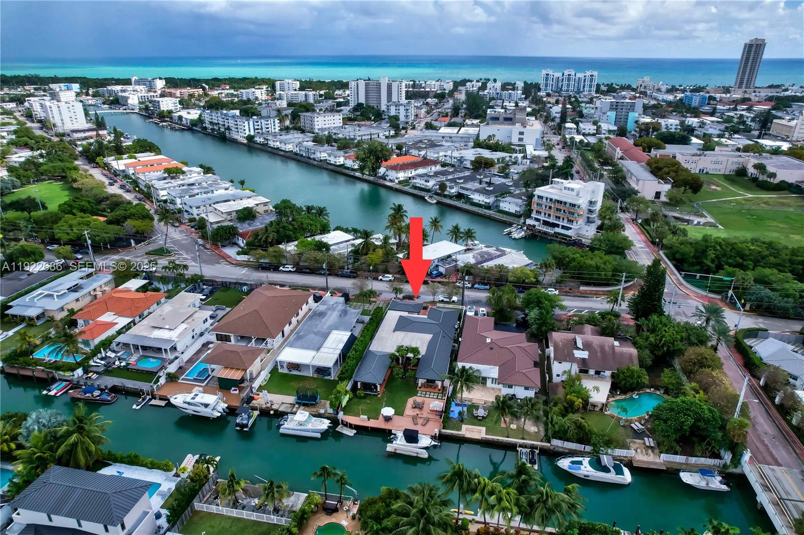 BISCAYNE POINT - Residential