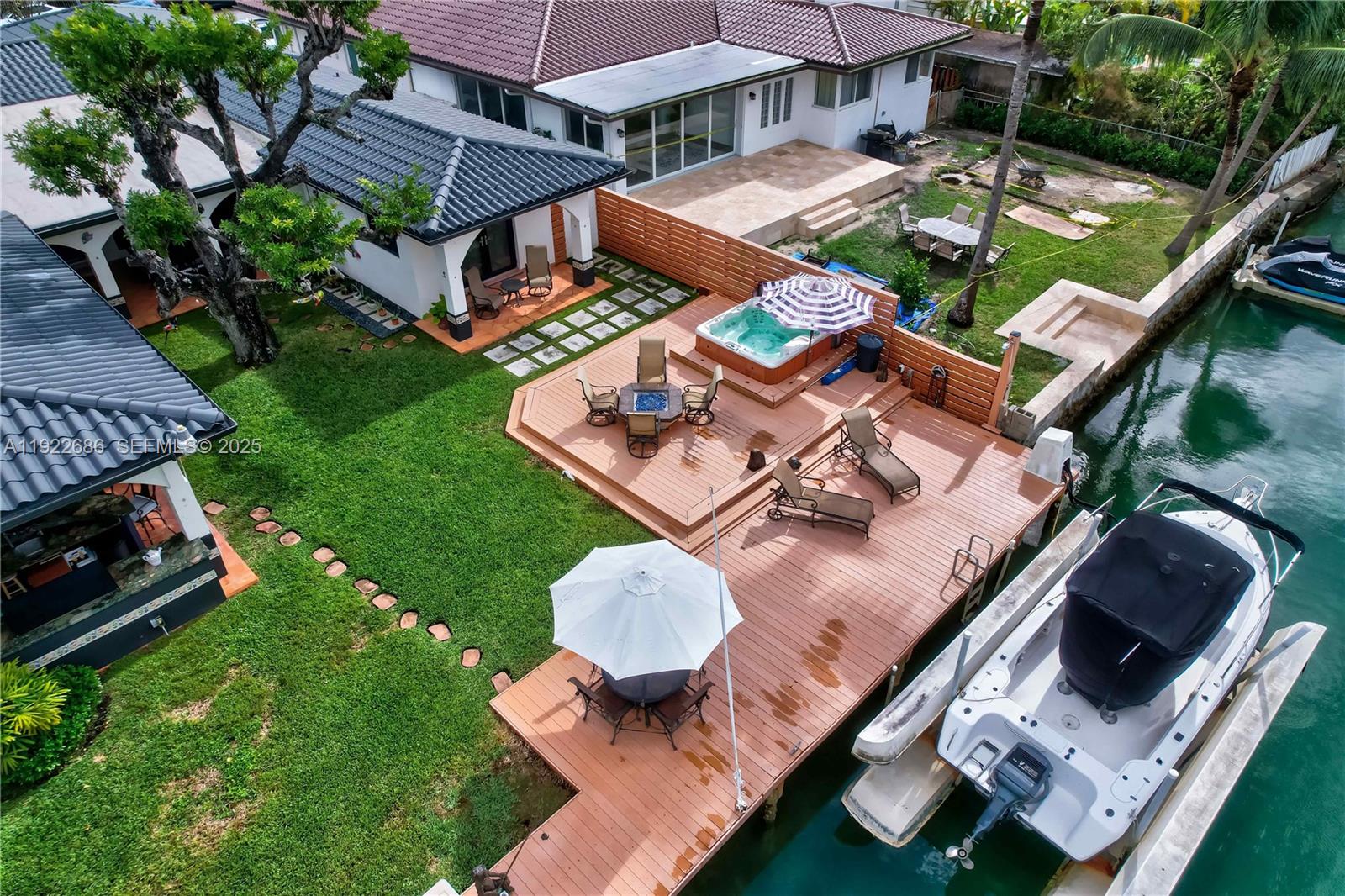 BISCAYNE POINT - Residential