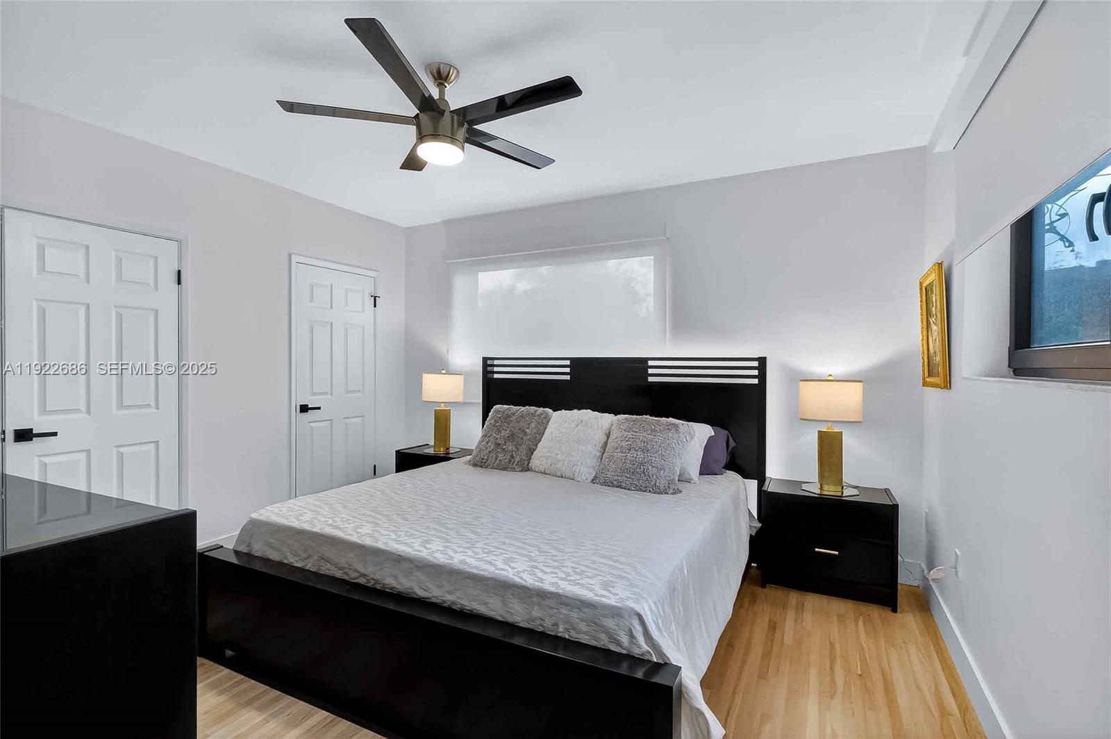 BISCAYNE POINT - Residential