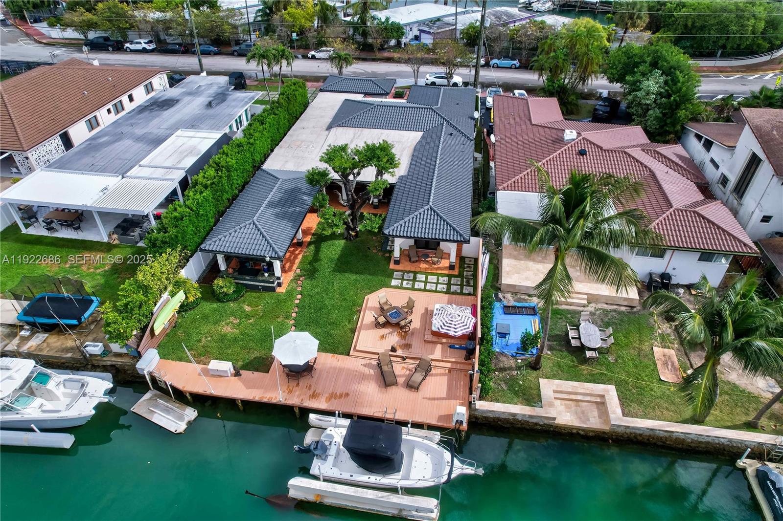 BISCAYNE POINT - Residential