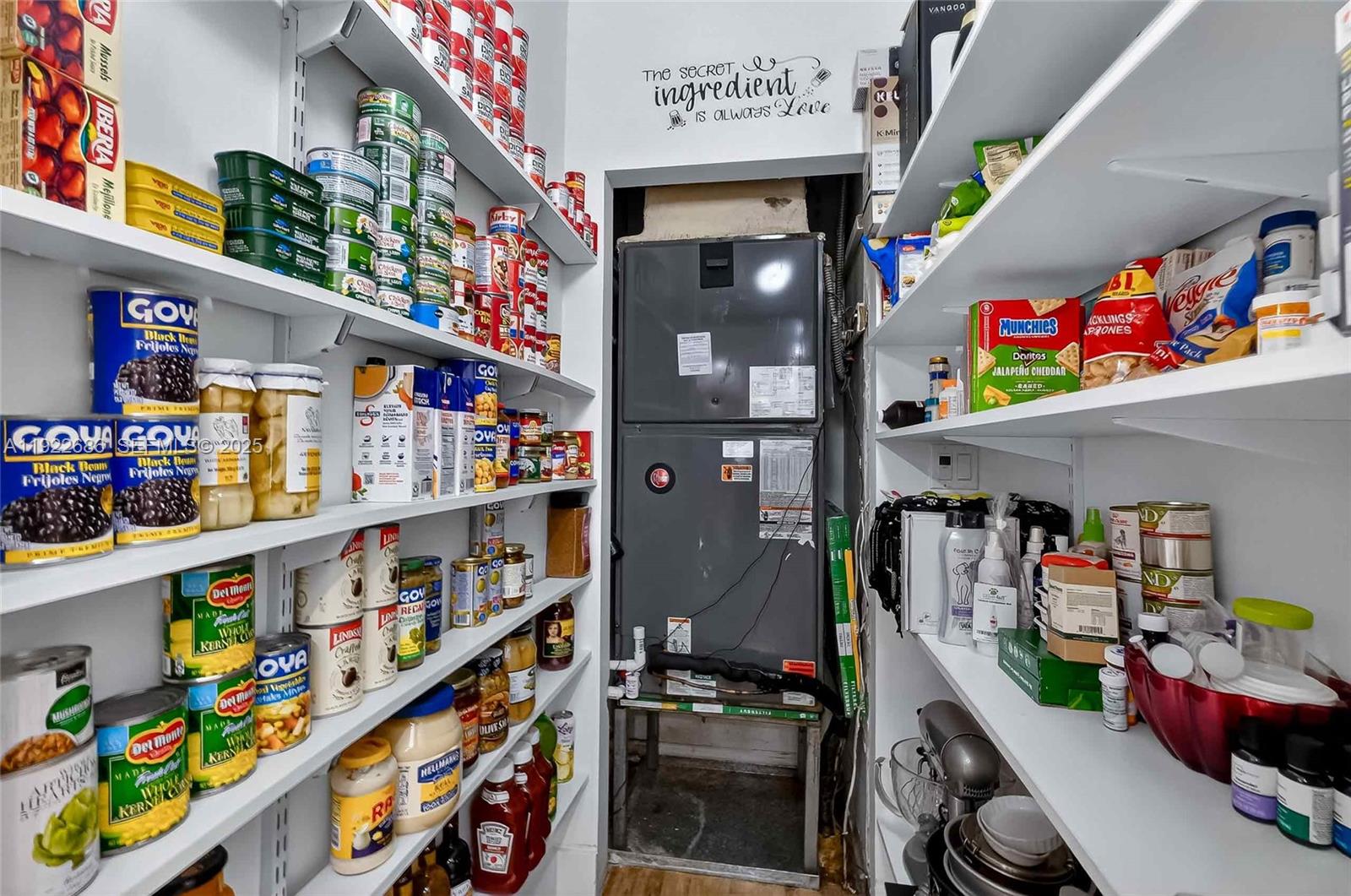 BISCAYNE POINT - Residential