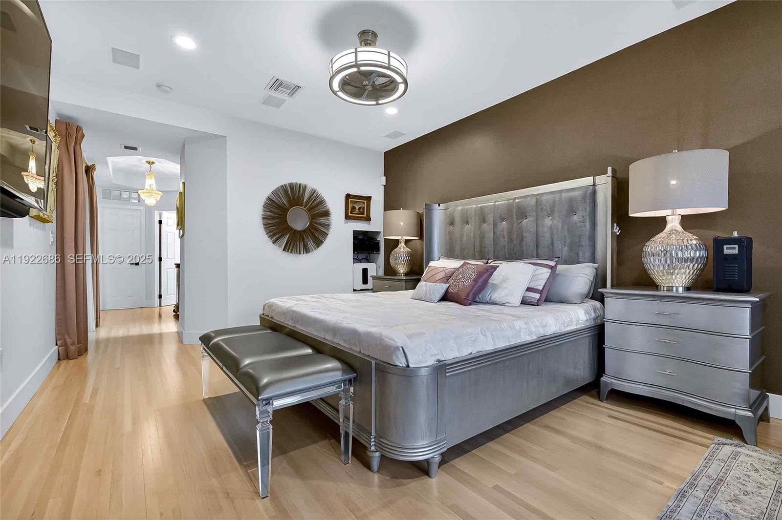 BISCAYNE POINT - Residential