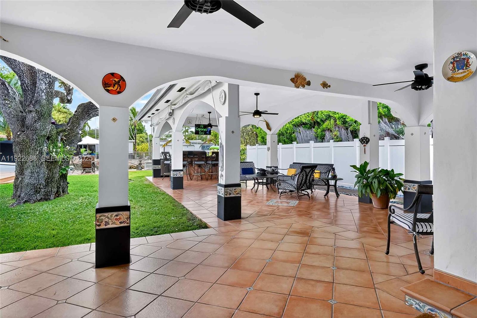 BISCAYNE POINT - Residential