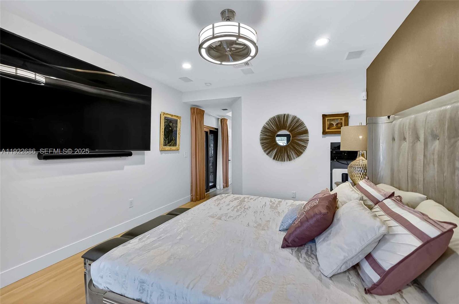 BISCAYNE POINT - Residential