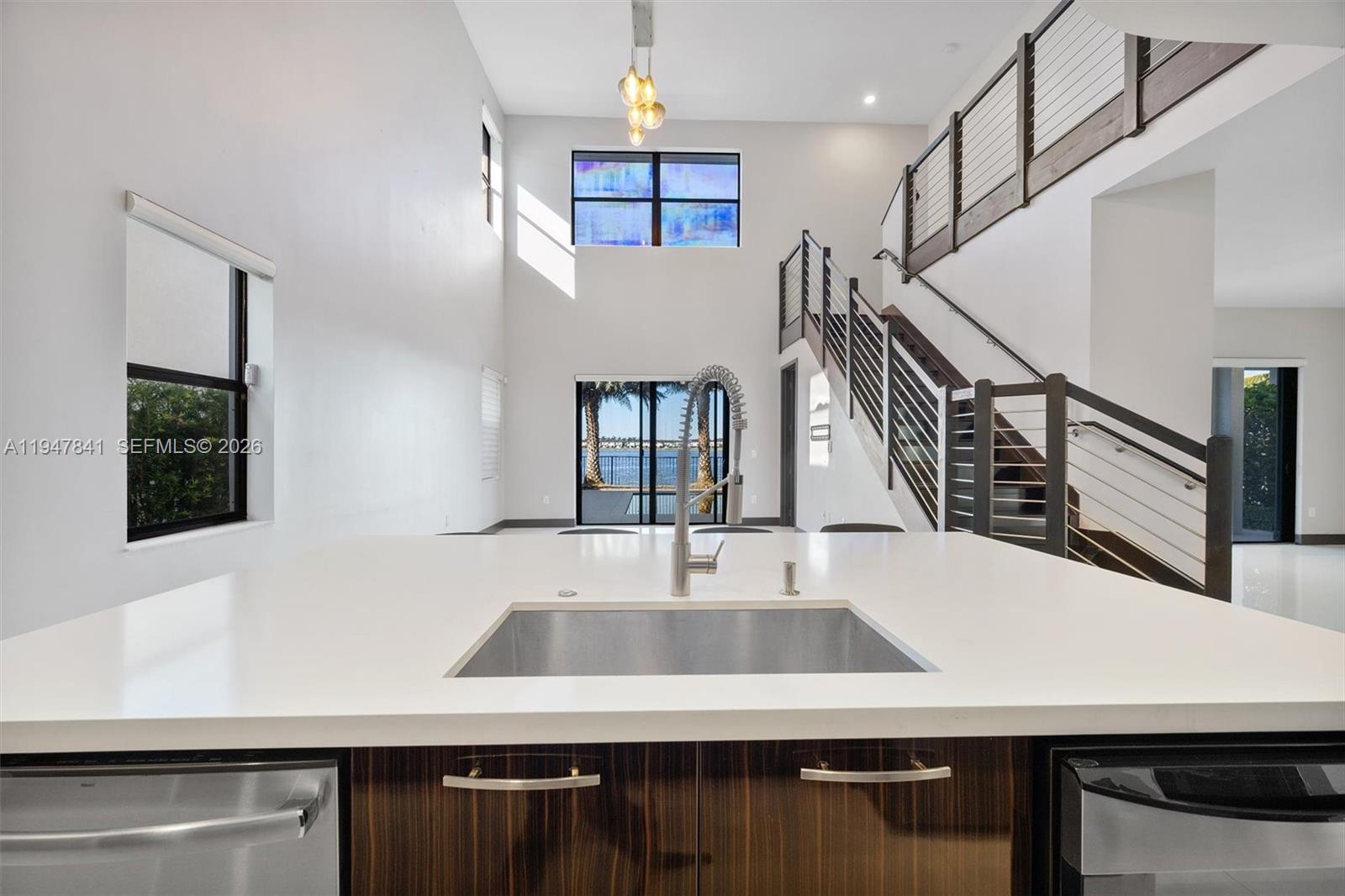 DUNNWOODY LAKE - Residential