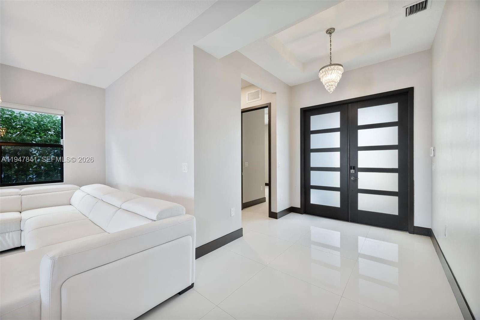 DUNNWOODY LAKE - Residential