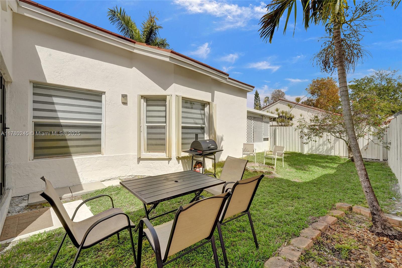 BANYAN OAKRIDGE PLAT - Residential