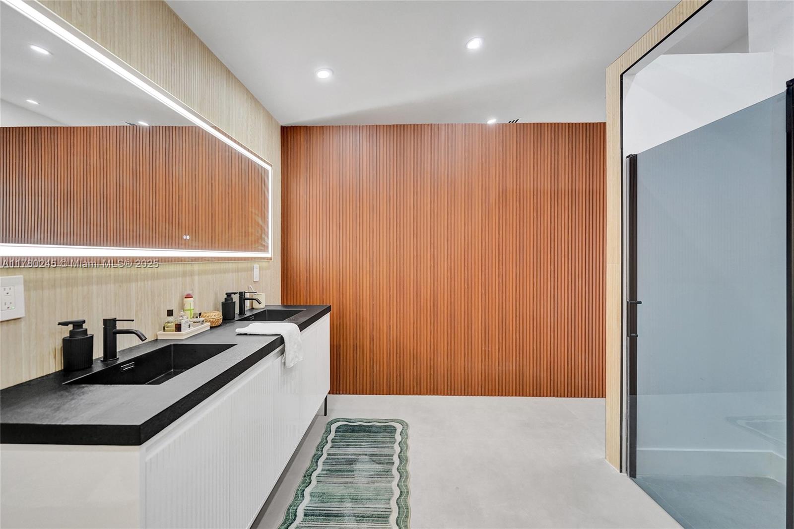 BANYAN OAKRIDGE PLAT - Residential