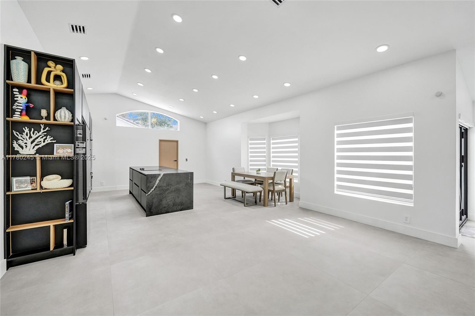BANYAN OAKRIDGE PLAT - Residential