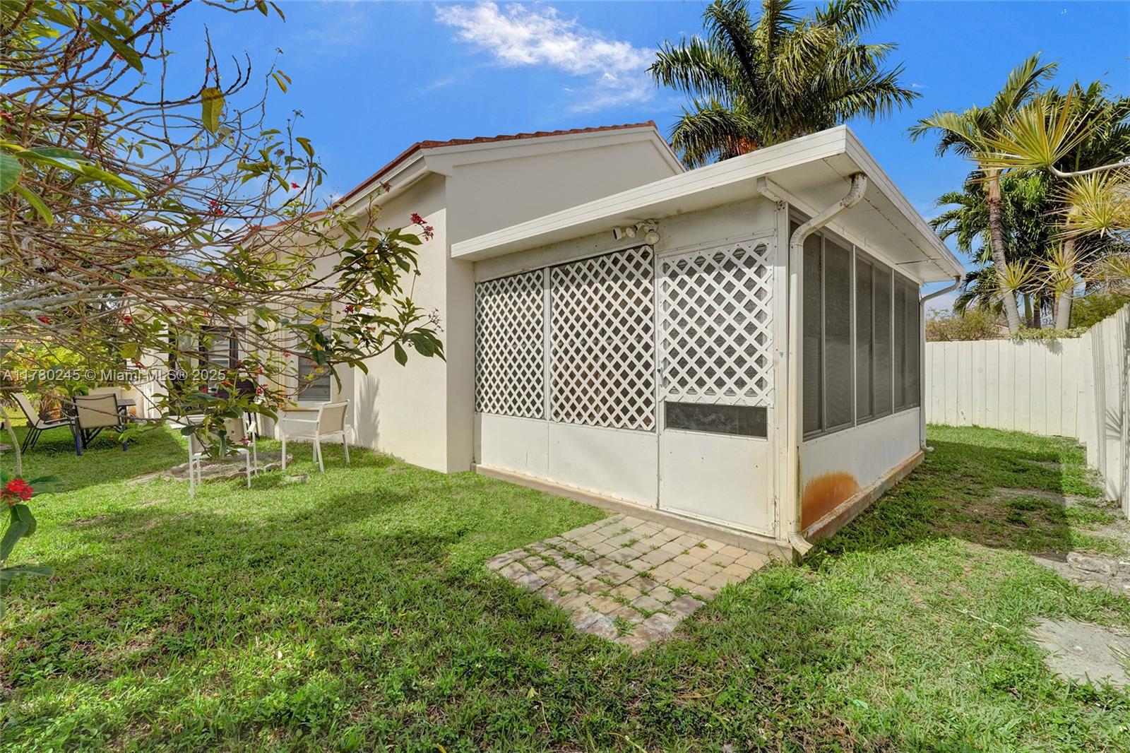 BANYAN OAKRIDGE PLAT - Residential