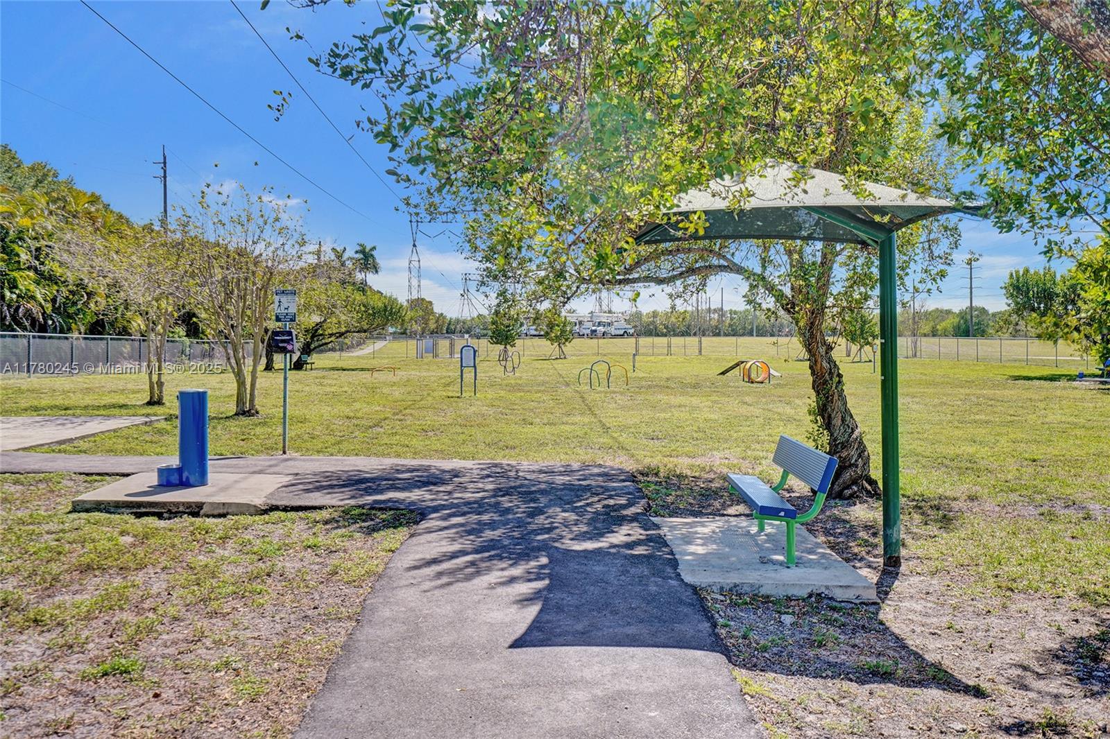 BANYAN OAKRIDGE PLAT - Residential