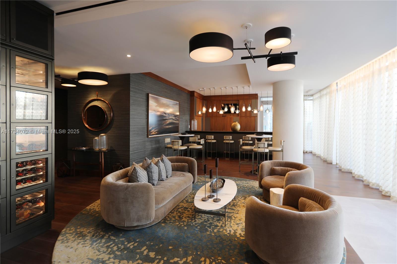 NORTH BISCAYNE BEACH AMEN - Residential