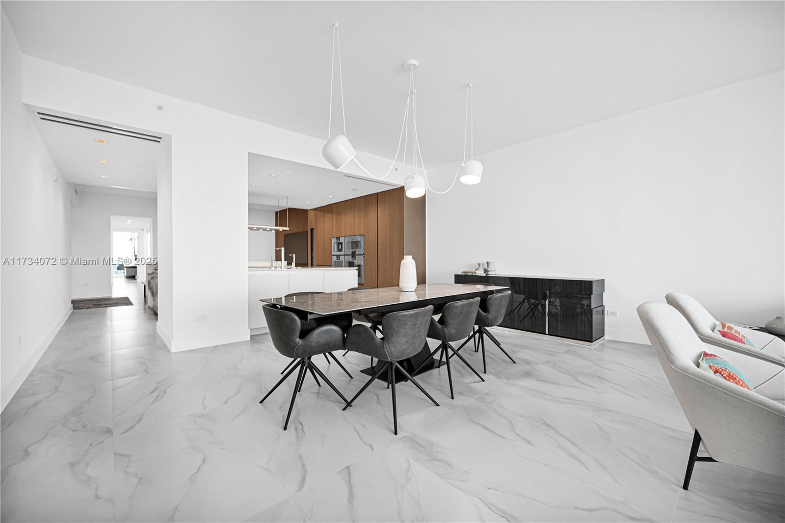 NORTH BISCAYNE BEACH AMEN - Residential