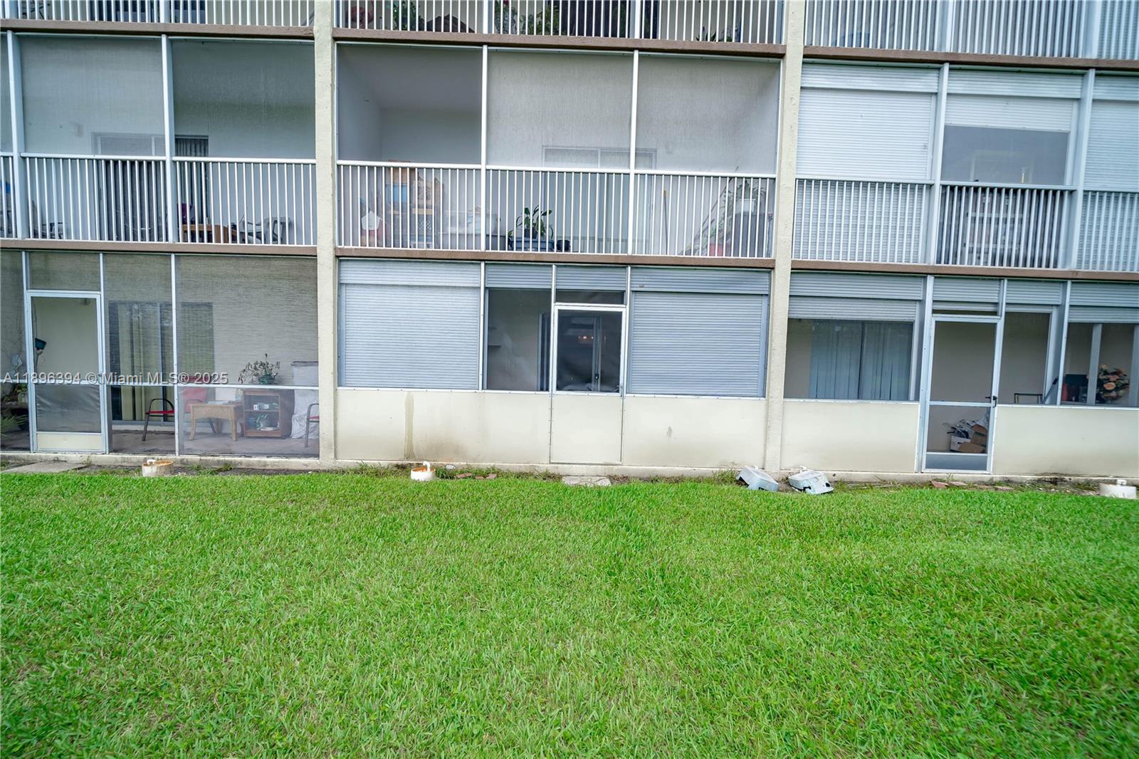 NEW HAMPTON AT CENTURY VI - Residential Lease