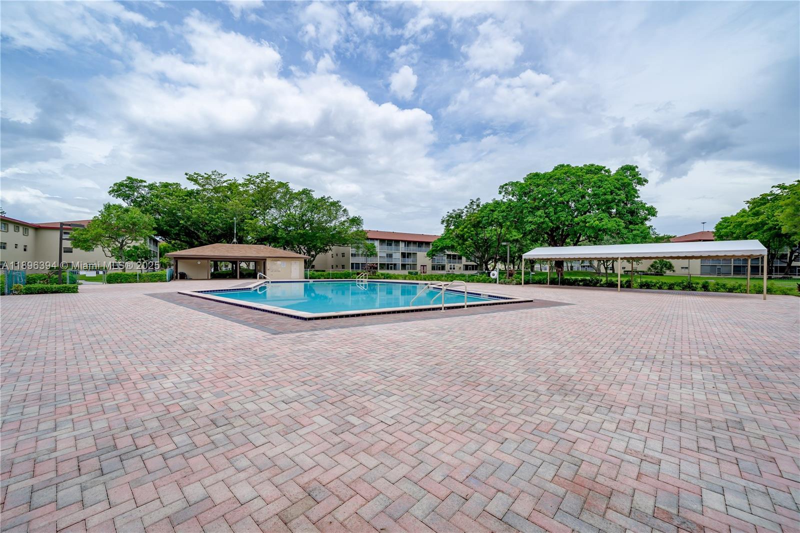 NEW HAMPTON AT CENTURY VI - Residential Lease