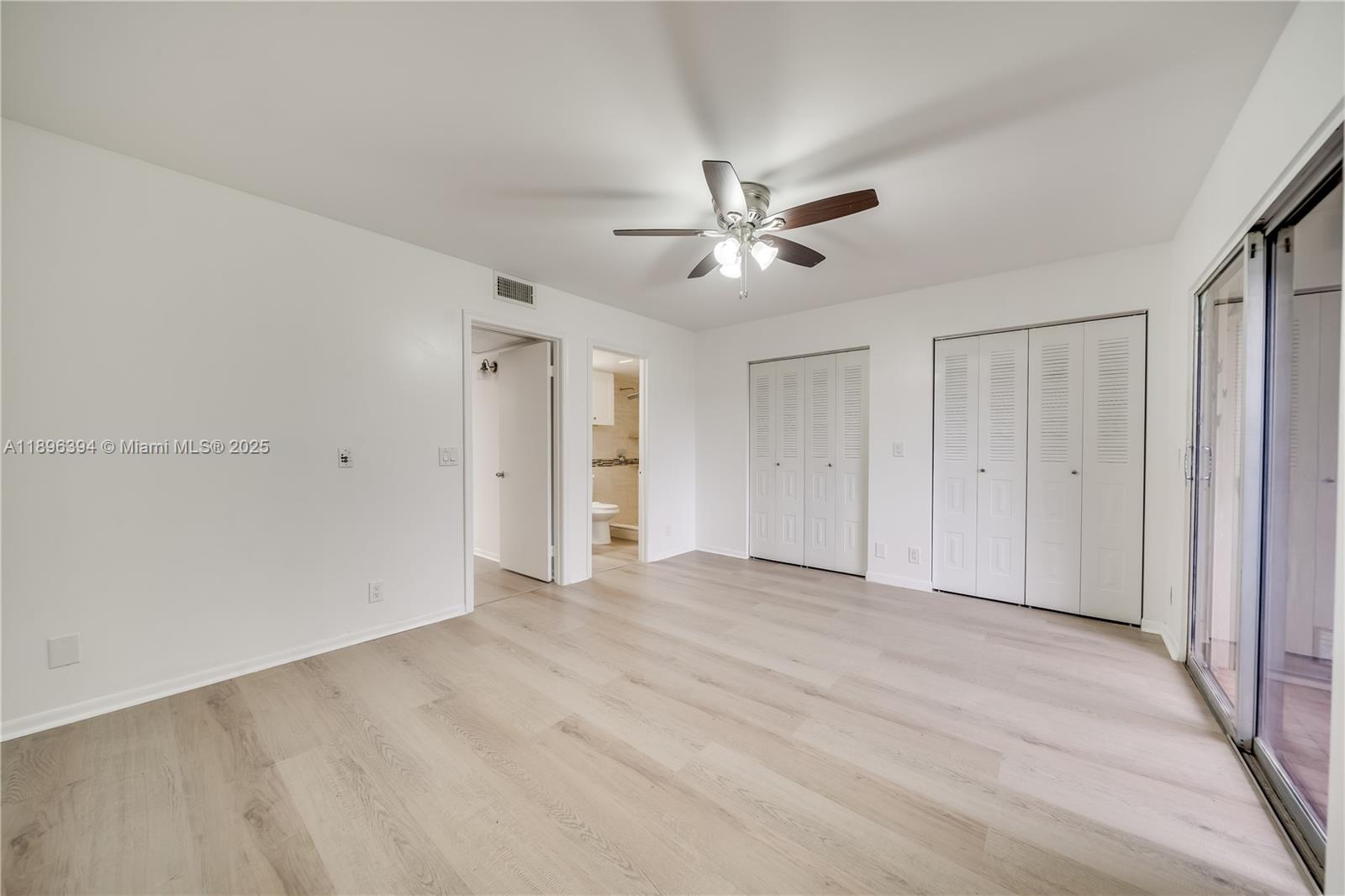 NEW HAMPTON AT CENTURY VI - Residential Lease