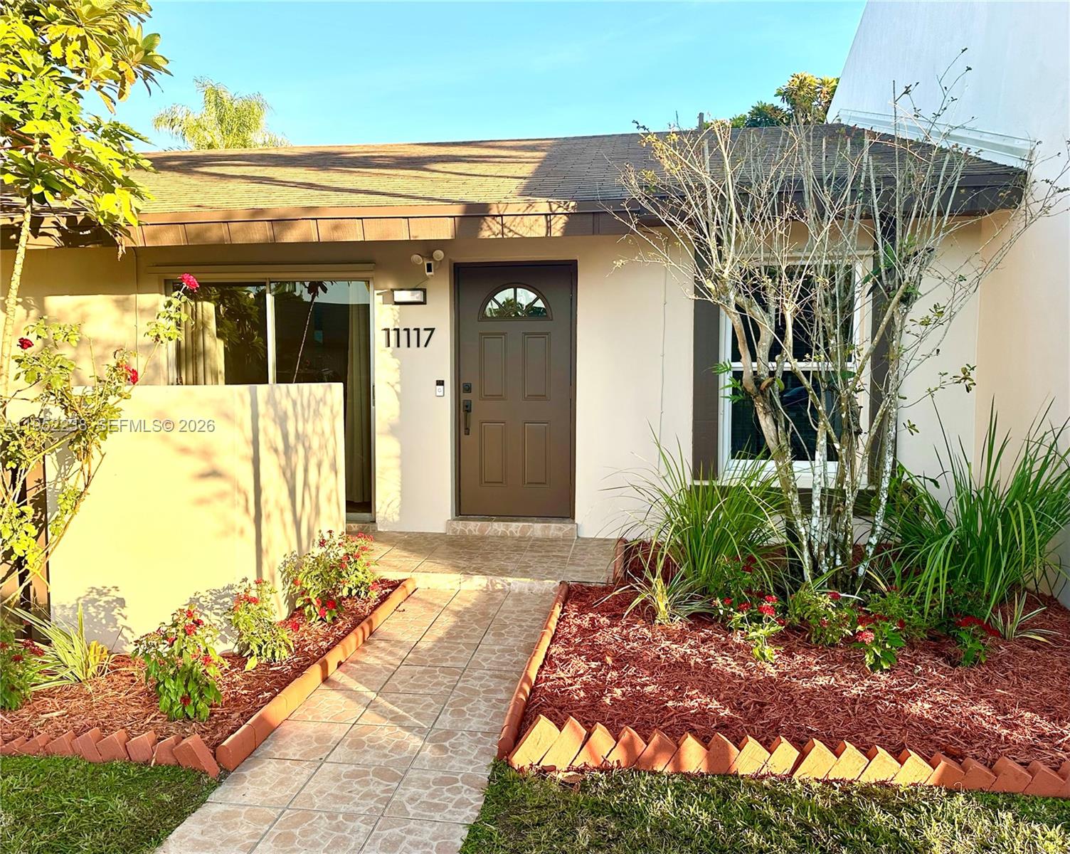 DEVON-AIRE VILLAS SEC 2 - Residential