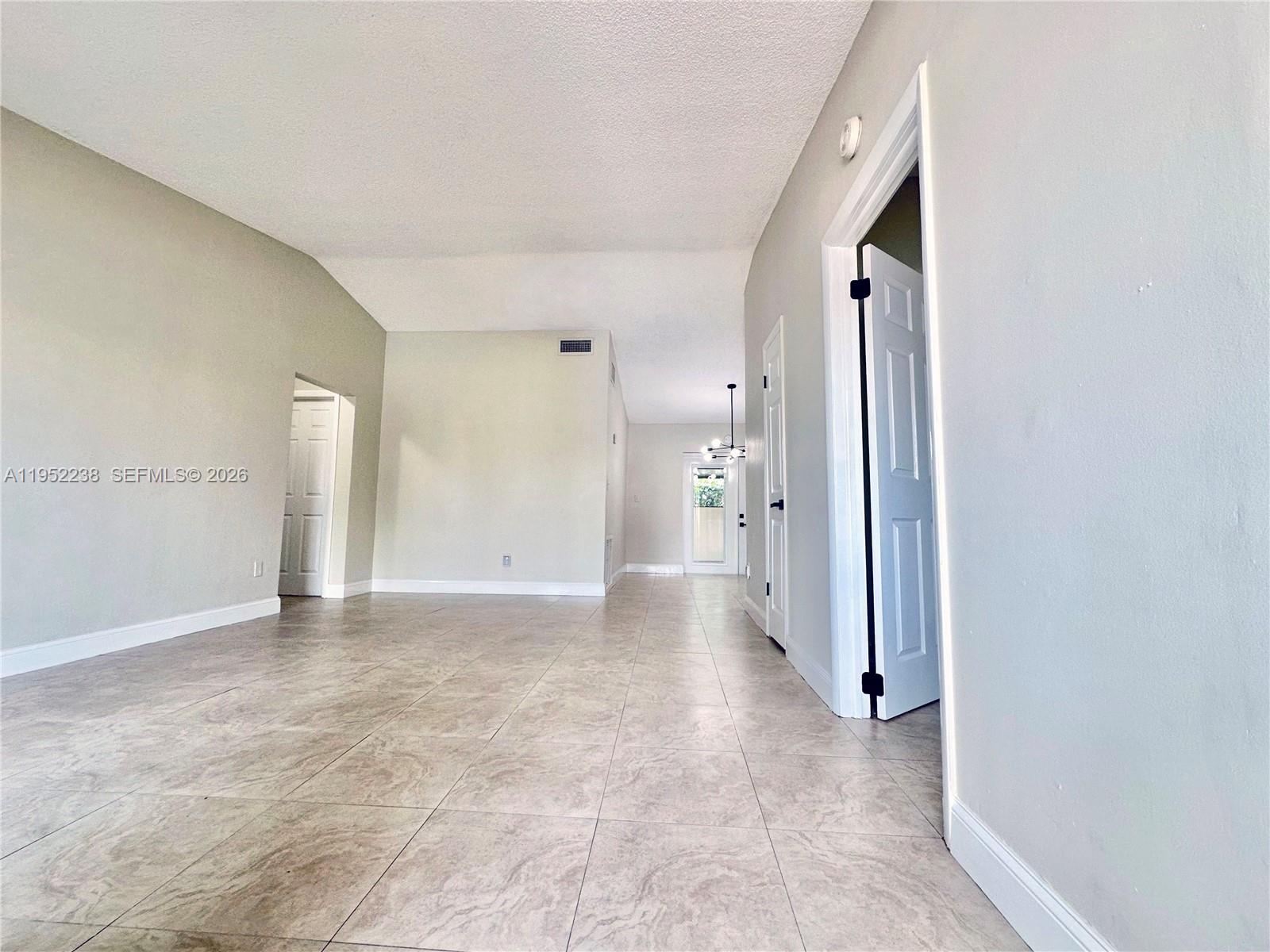 DEVON-AIRE VILLAS SEC 2 - Residential