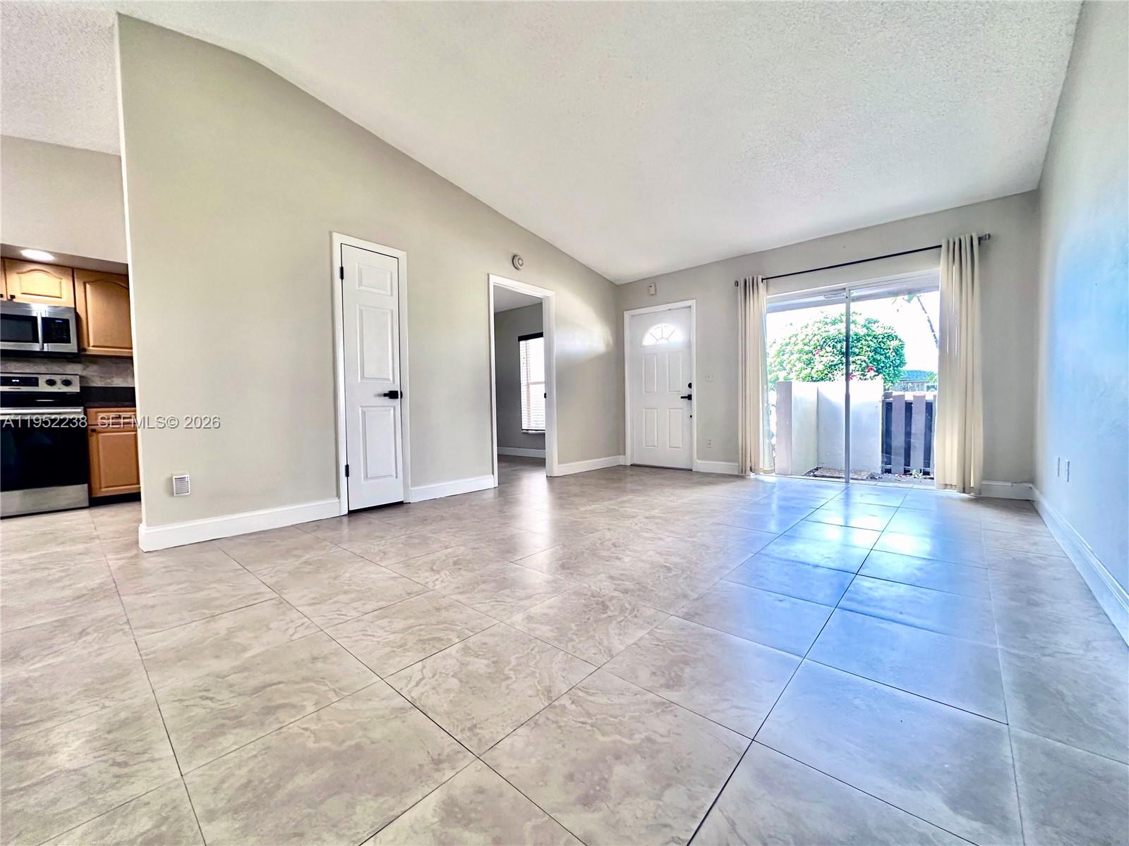 DEVON-AIRE VILLAS SEC 2 - Residential