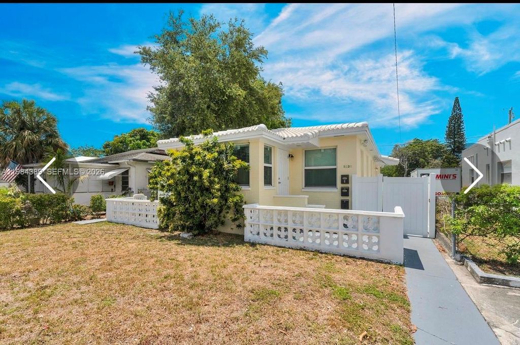 Photo of 1838 Fillmore St #3, Hollywood, FL 33020 (MLS # A11984389)