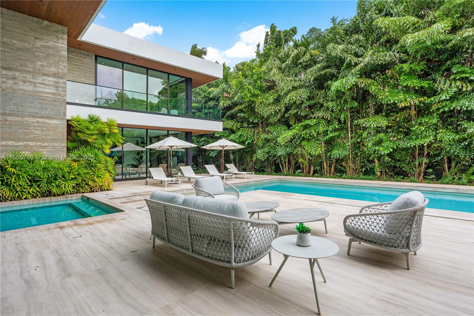 BAY HARBOR ISLAND - Residential