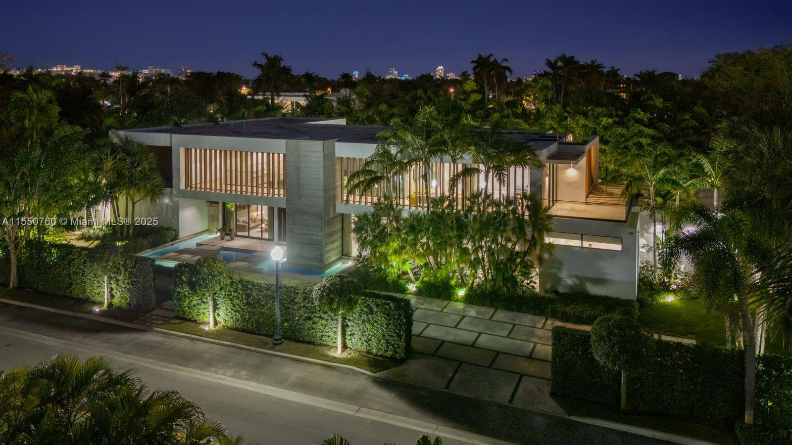 BAY HARBOR ISLAND - Residential