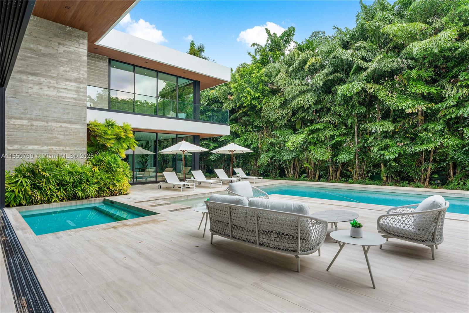 BAY HARBOR ISLAND - Residential