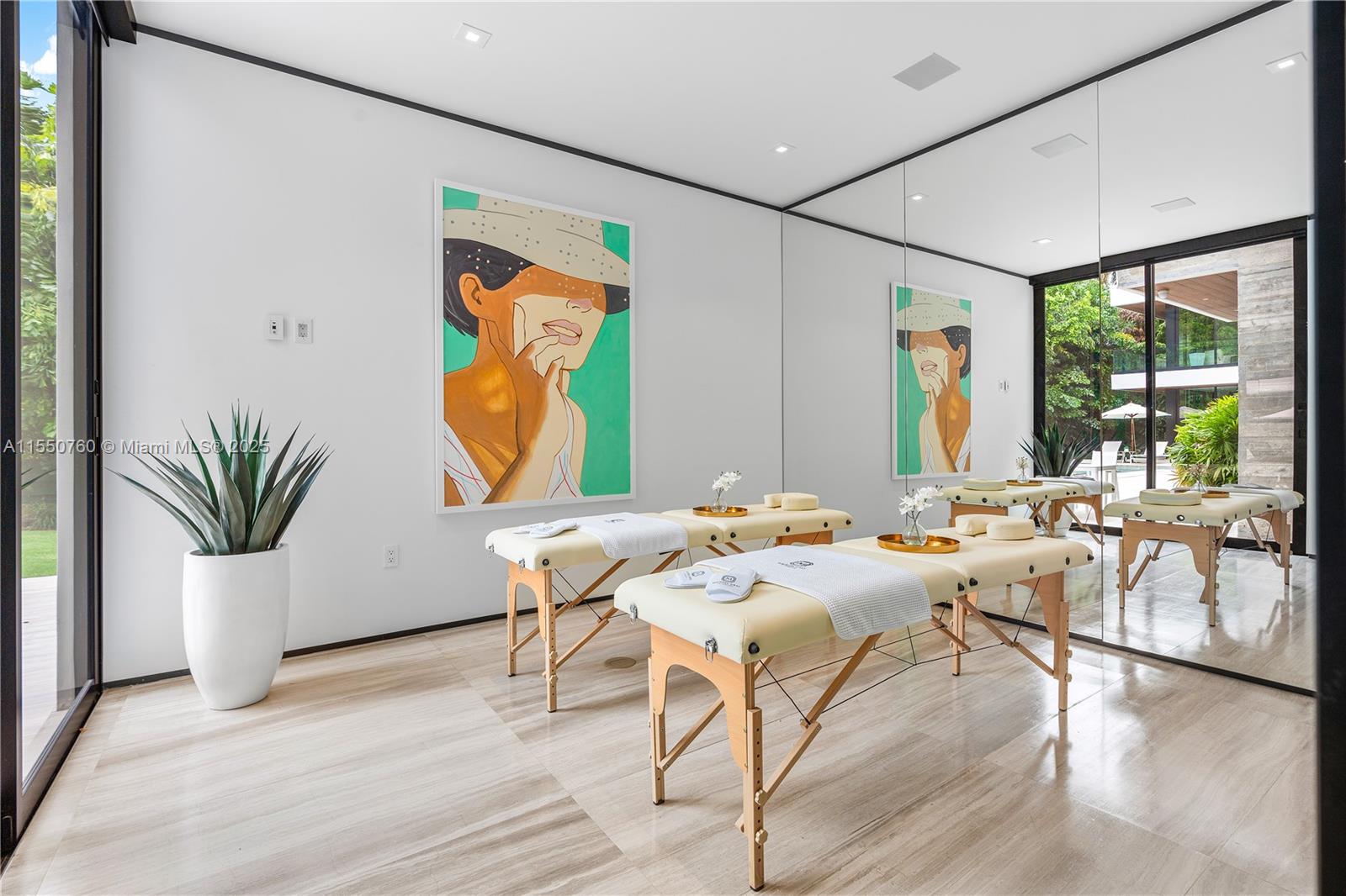 BAY HARBOR ISLAND - Residential