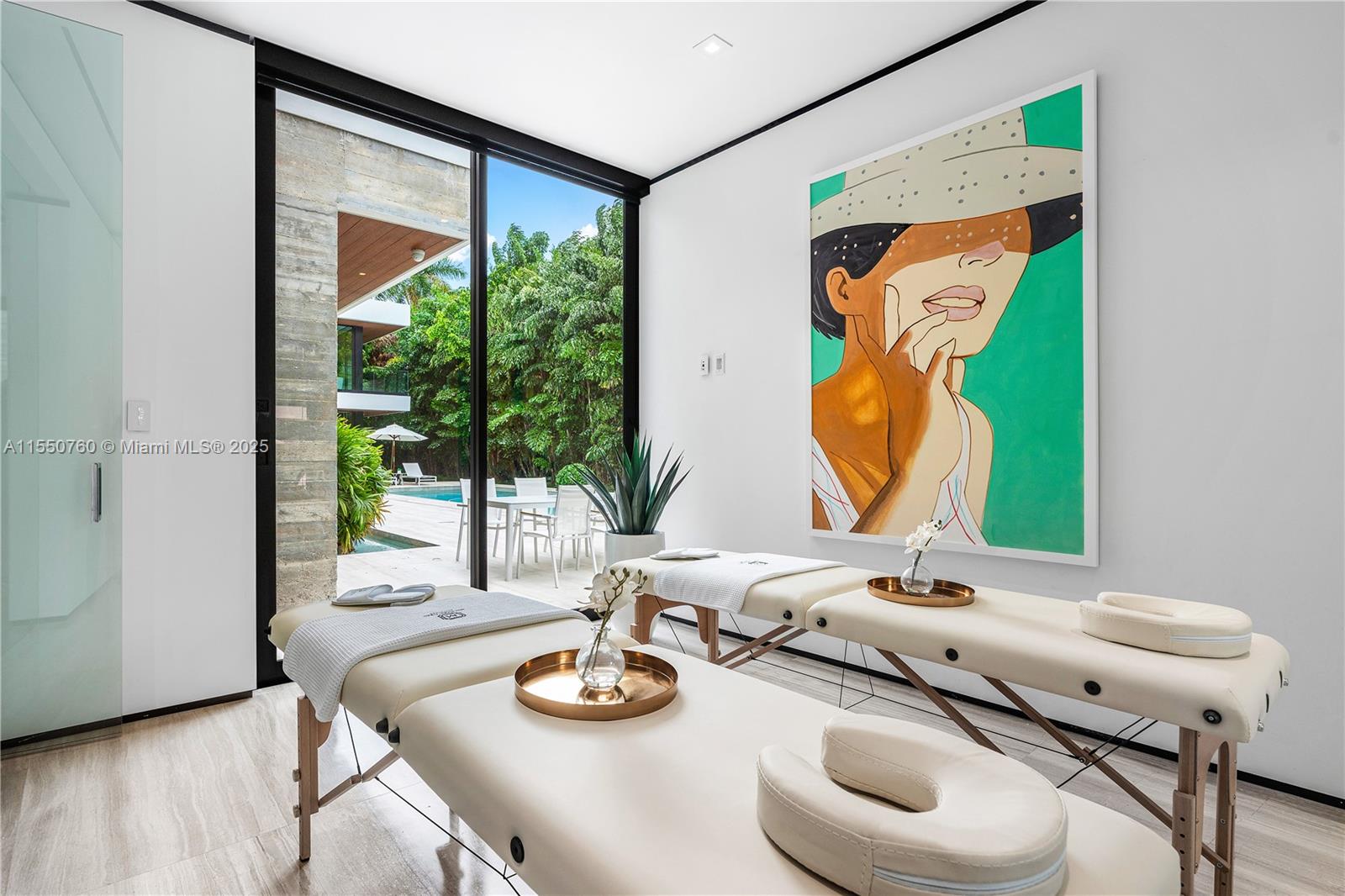 BAY HARBOR ISLAND - Residential