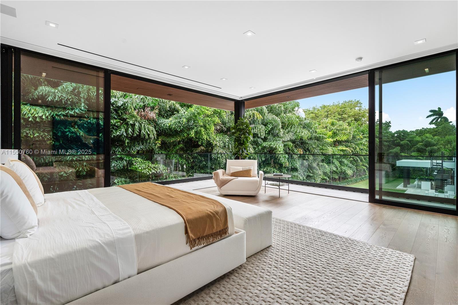 BAY HARBOR ISLAND - Residential