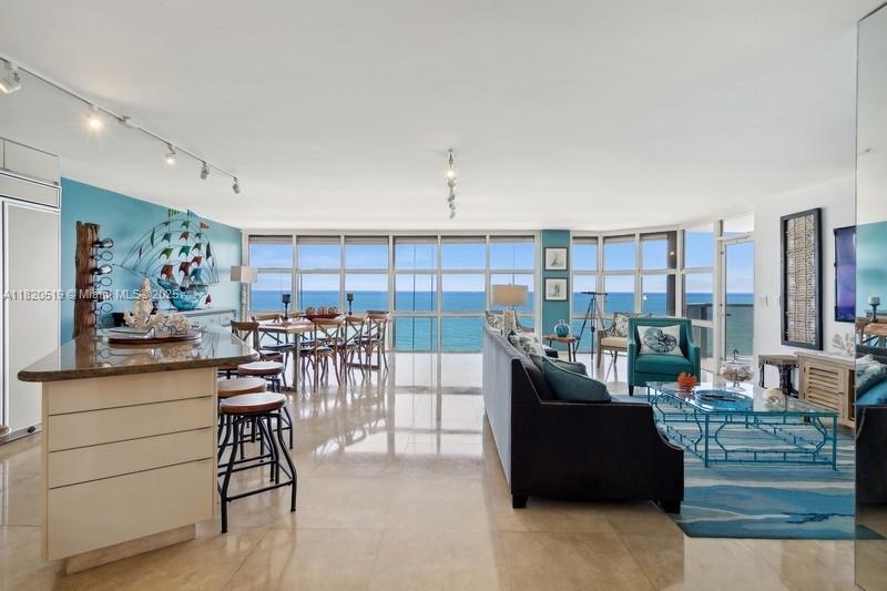 6423 Collins Ave 1605