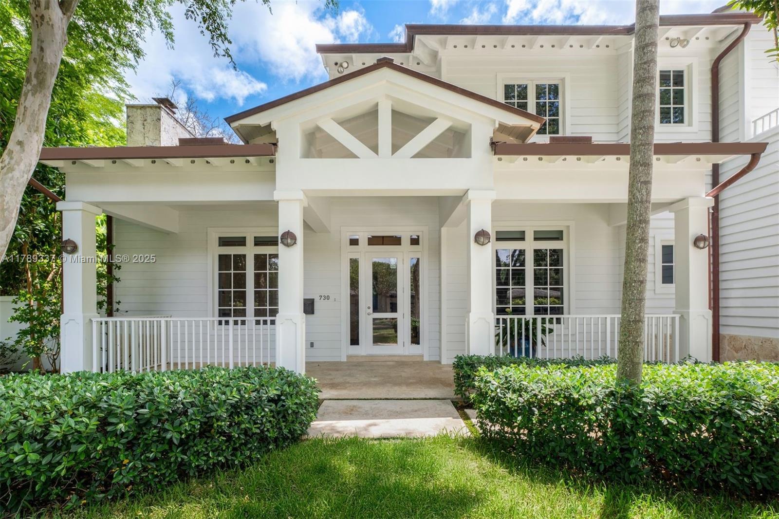 CORAL GABLES BISC BAY SEC - Residential