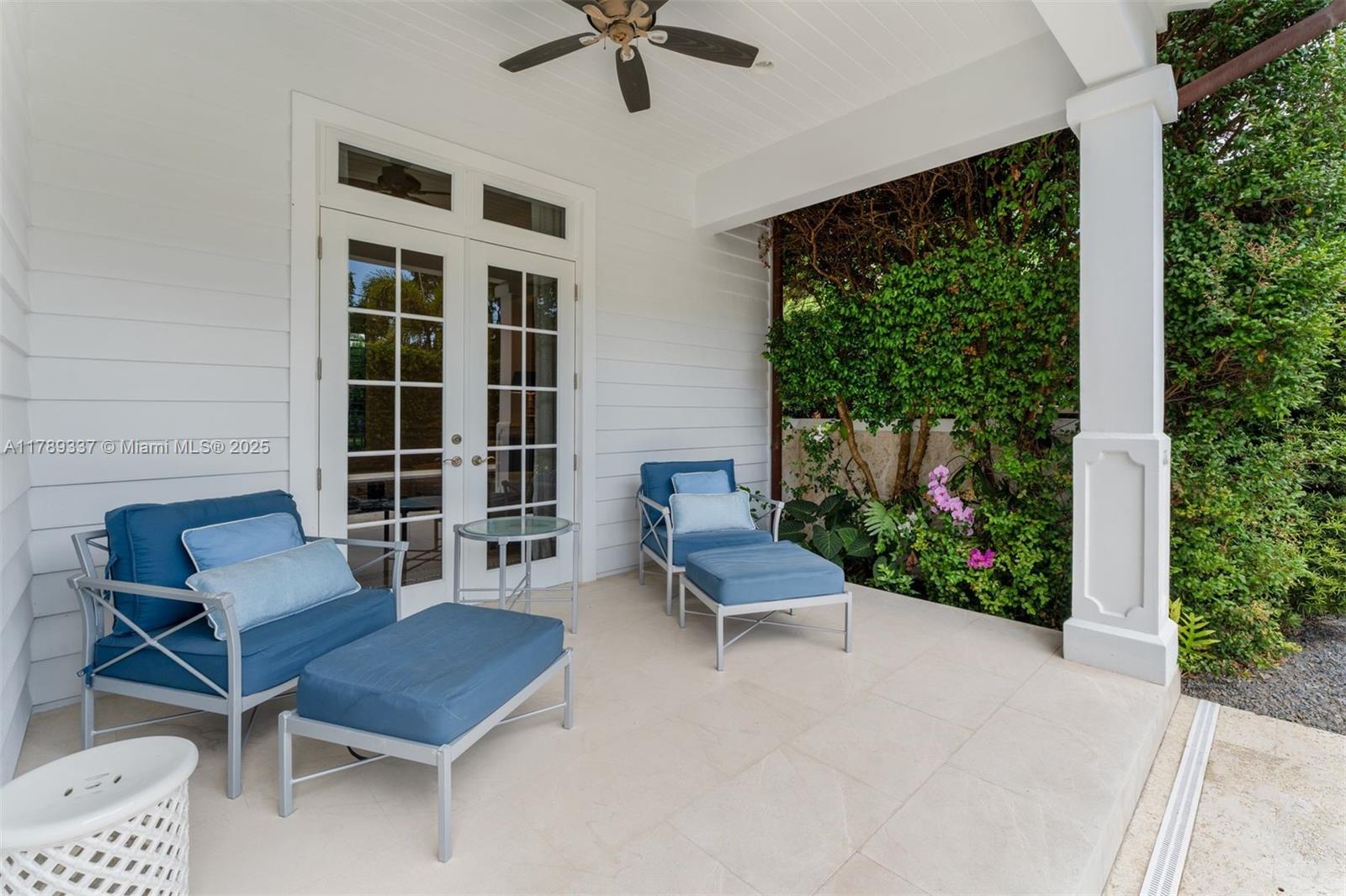 CORAL GABLES BISC BAY SEC - Residential